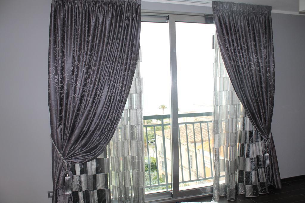 Hotel Mediterraneo โรเชลลา ยอนีกา ห้อง รูปภาพ